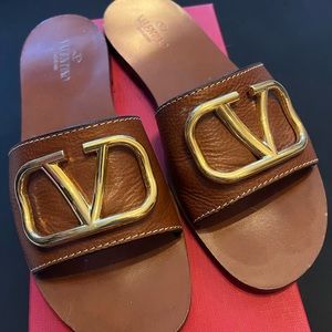 Women’s Valentino slides size 39